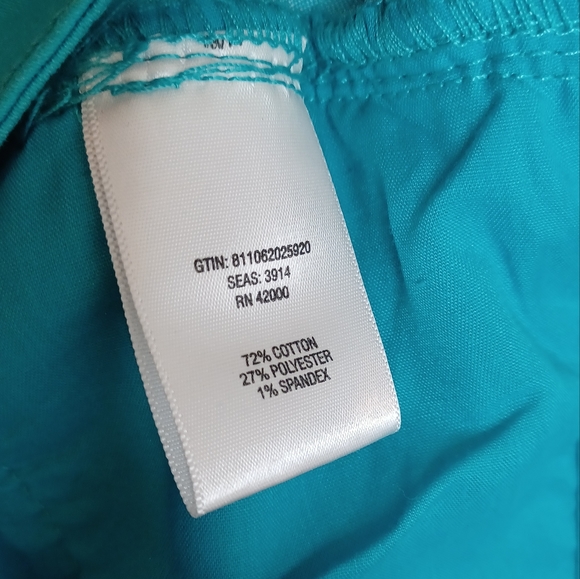 NWT Nicki Minaj Blue Mid Rise Shorts Size 13/14 - Picture 10 of 12